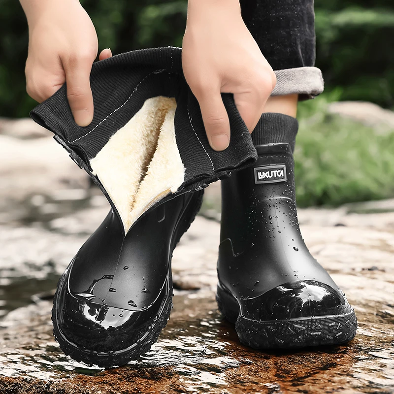 Fishing Boots - รองเท้าบูทกันน้ำสำหรับผู้ชายในฤดูหนาว บุด้วยผ้าฟลีซ พร้อมขอบถุงเท้ากันหนาว รองเท้าบูทกันลื่นสำหรับกิจกรรมกลางแจ้ง สวน ตกปลา